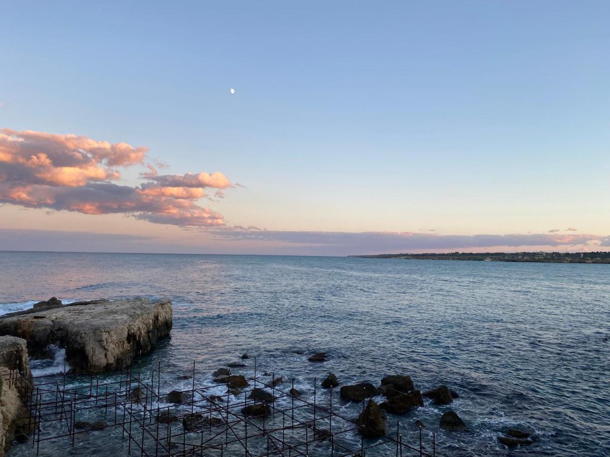 Elegante Appartamento In Palazzo Storico Ortigia Syracuse ภายนอก รูปภาพ