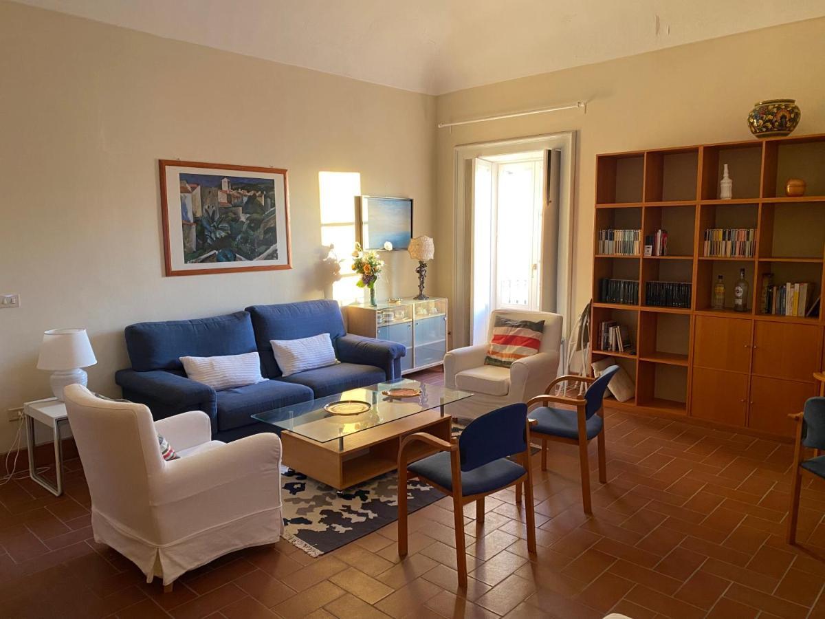Elegante Appartamento In Palazzo Storico Ortigia Syracuse ภายนอก รูปภาพ