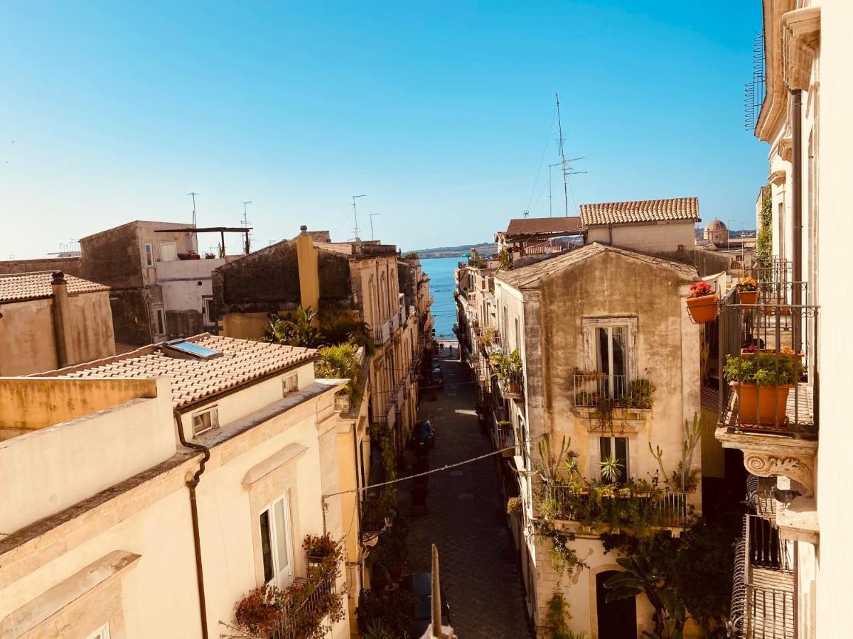 Elegante Appartamento In Palazzo Storico Ortigia Syracuse ภายนอก รูปภาพ