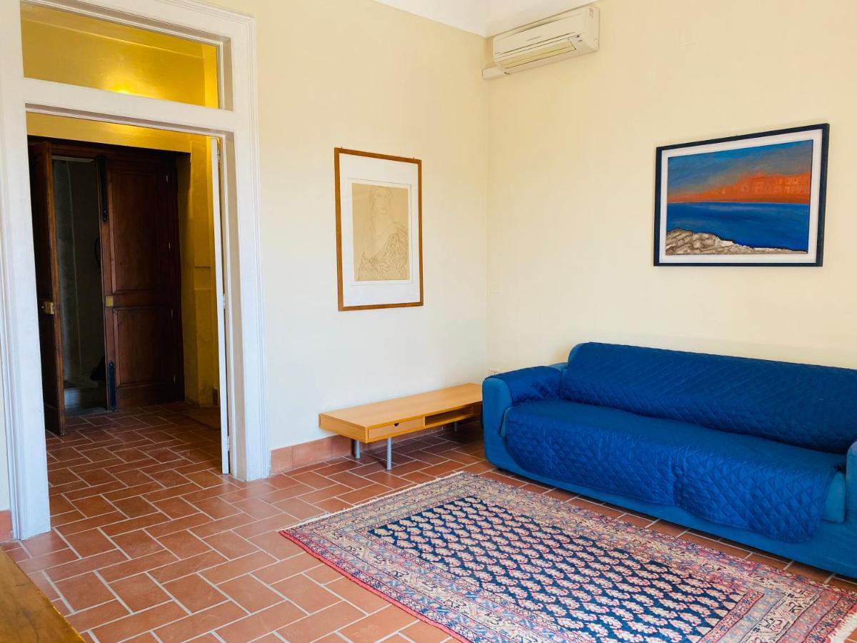 Elegante Appartamento In Palazzo Storico Ortigia Syracuse ภายนอก รูปภาพ