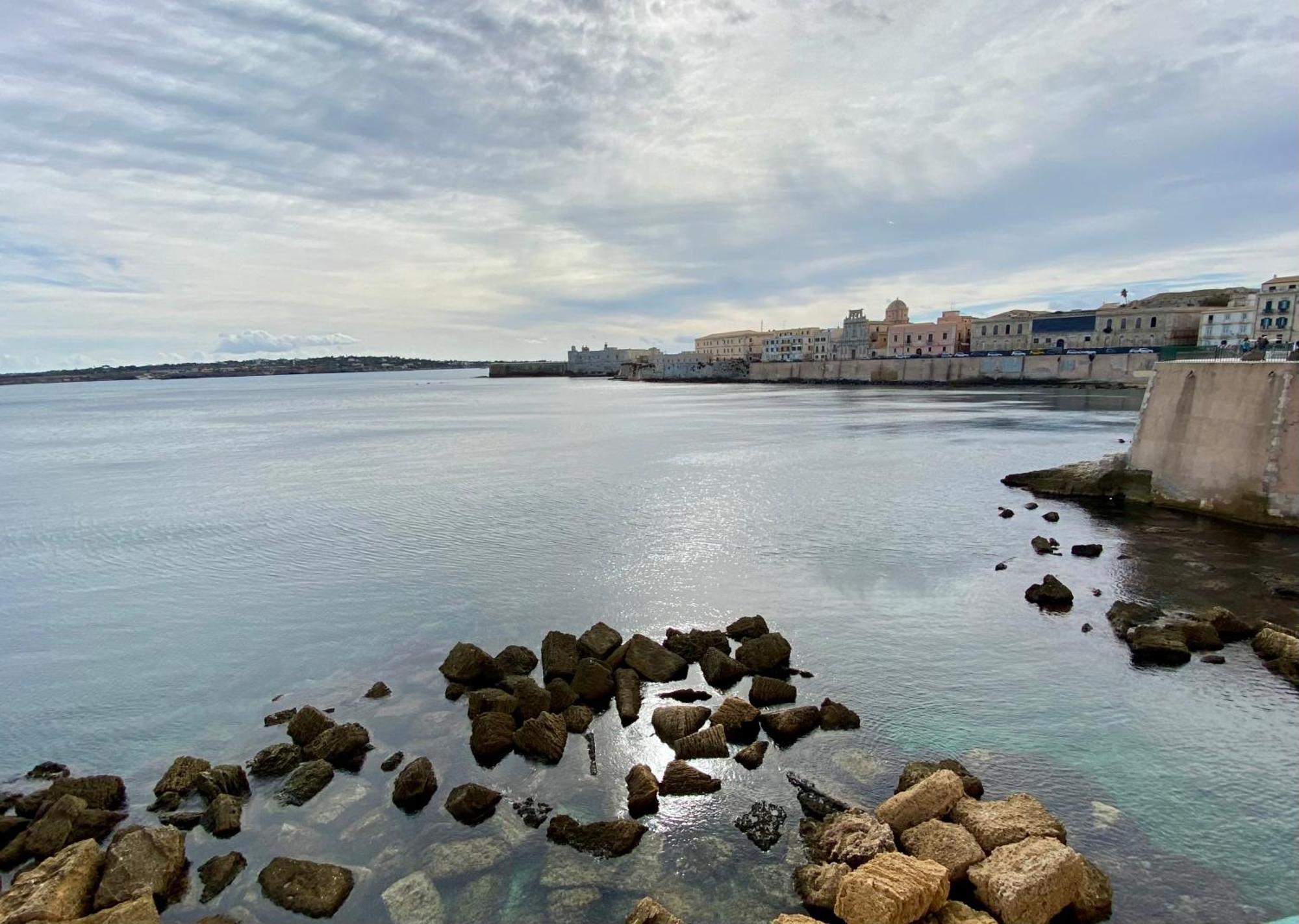 Elegante Appartamento In Palazzo Storico Ortigia Syracuse ภายนอก รูปภาพ